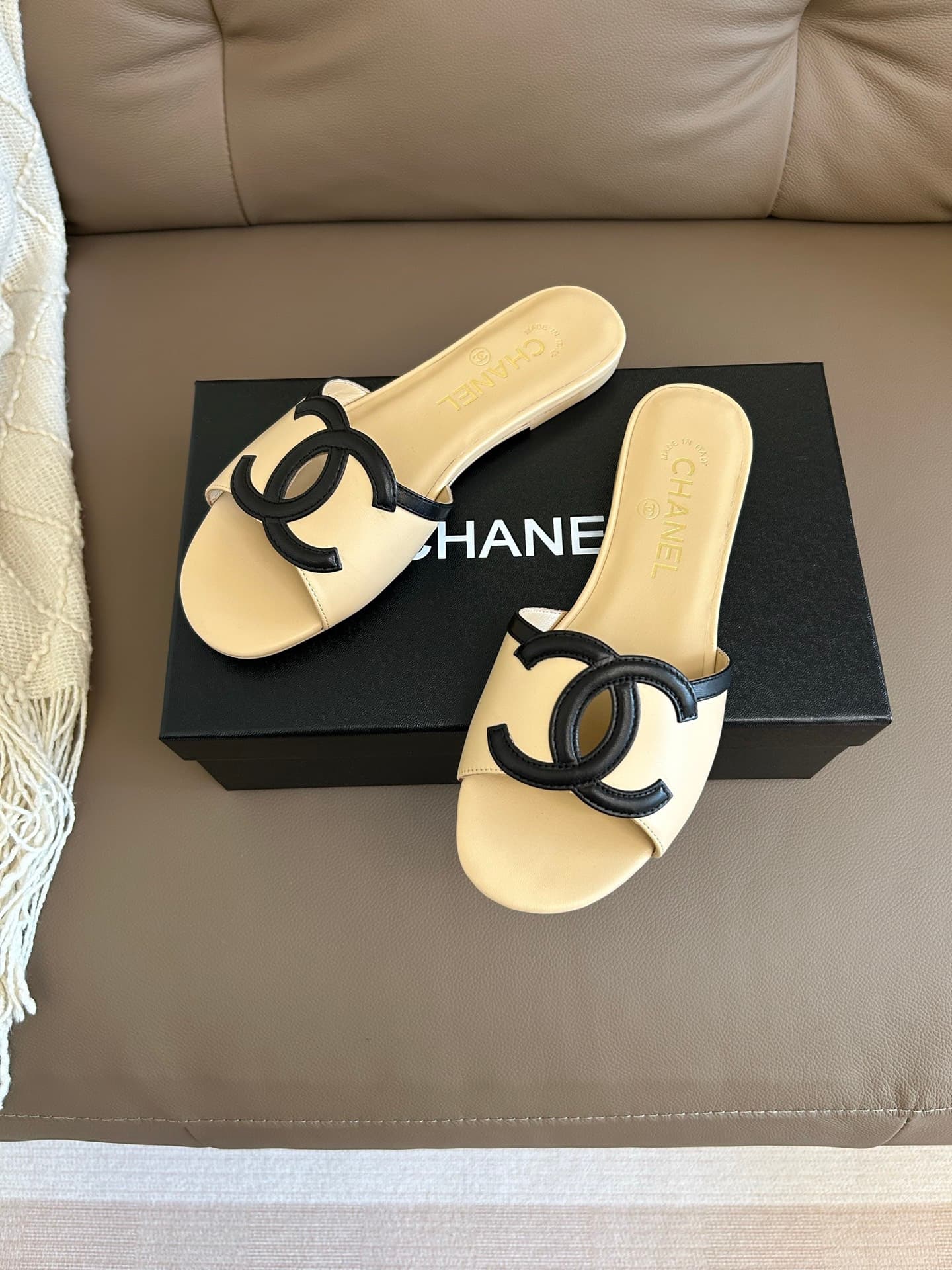 2026 Chanel Women Slippers