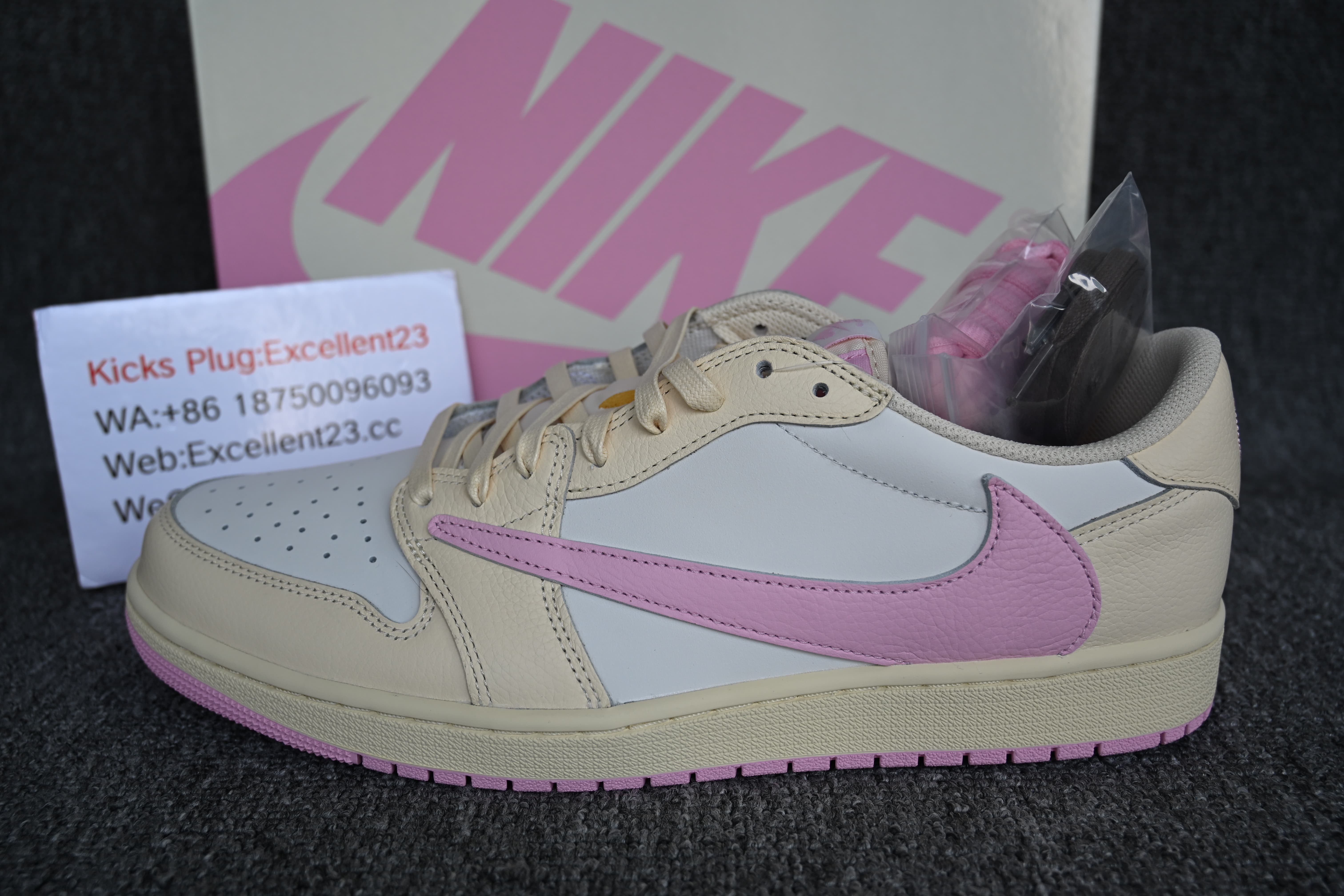 Travis Scott x Air Jordan 1 Pink  White