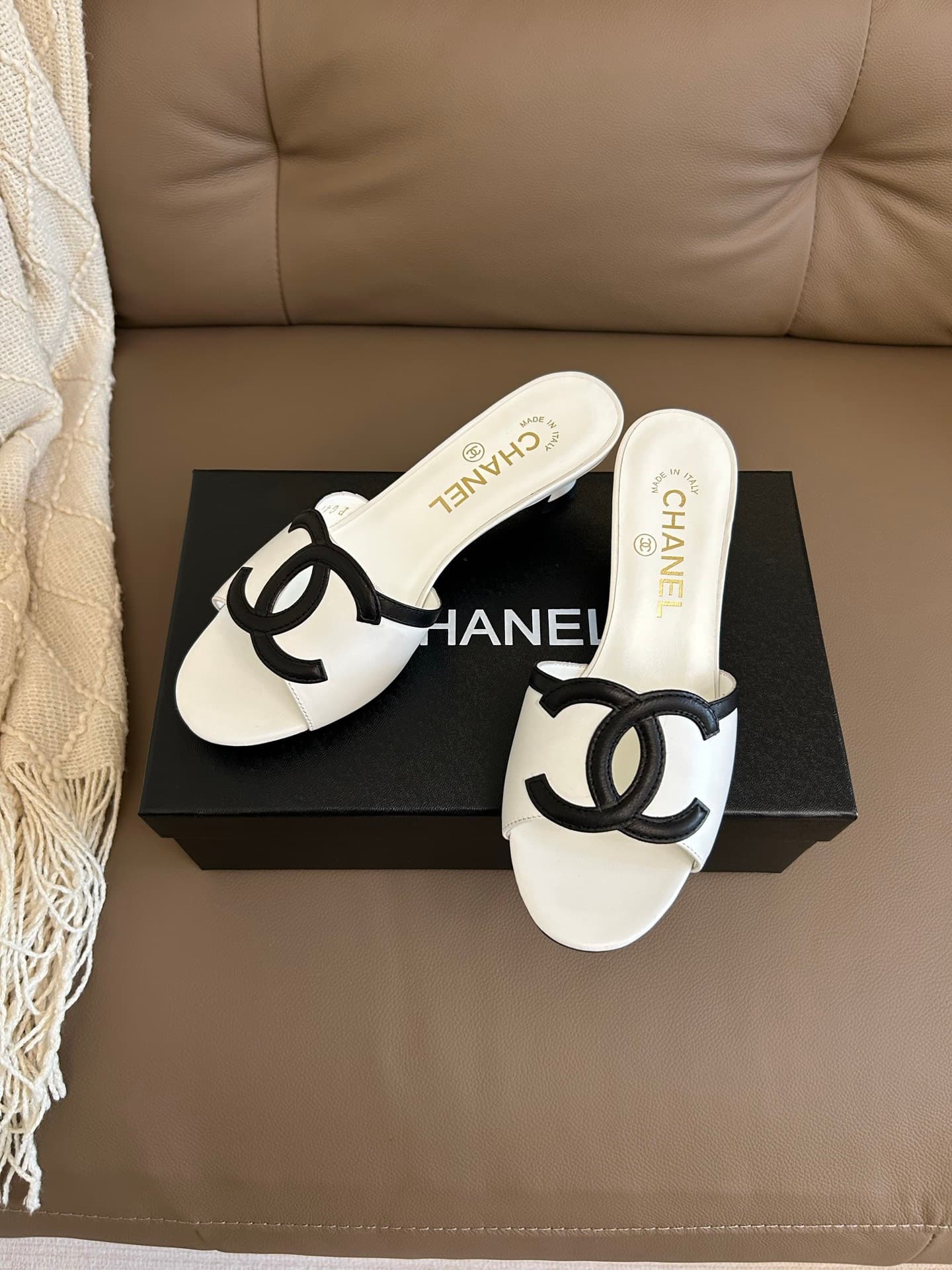 2026 Chanel Women Slippers
