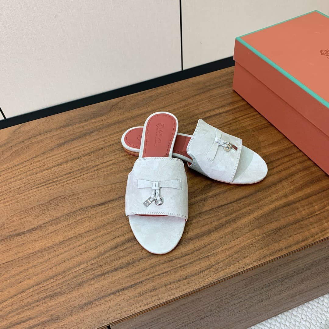 2026 Loro Piana Women Slippers