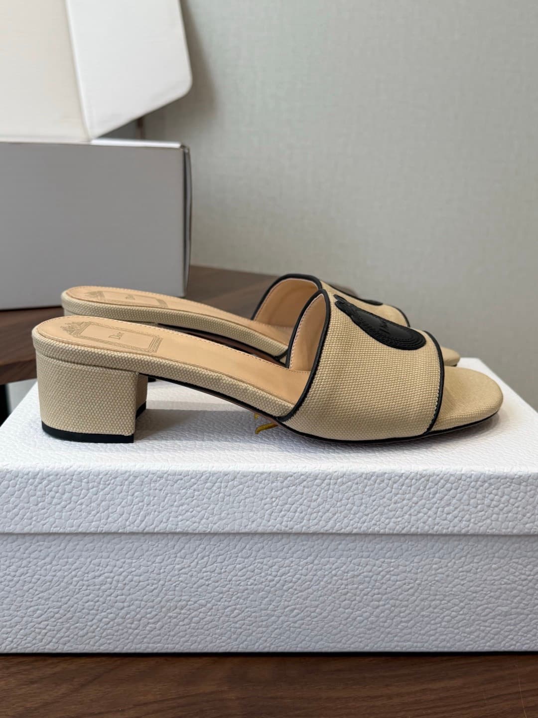 2026 Dior Women Slippers