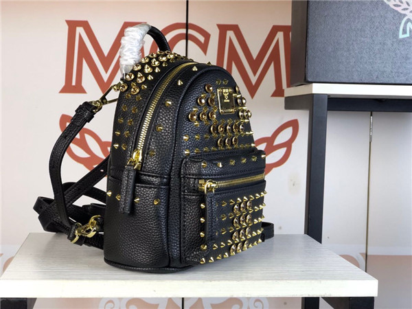 MCM Backpack 48k Rivet Size17-21-9cm 004