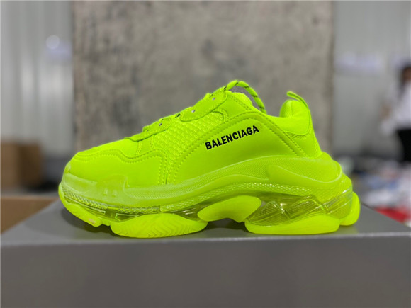 Balenciaga Triples 2.0 028