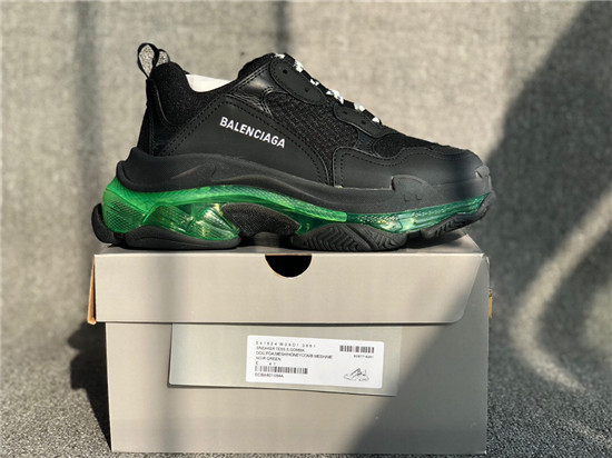 2019 Balenciaga Triple-S Sneaker 012