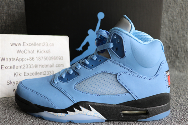 Nike Air Jordan 5 Retro UNC