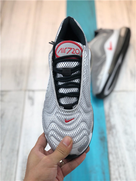 Nike Air Max 720 027