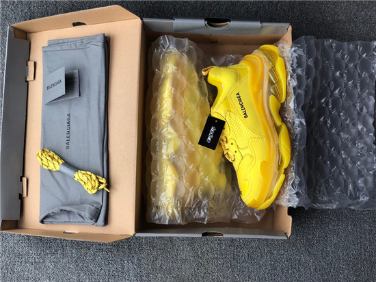 2019 Balenciaga Triple-S Sneaker 013