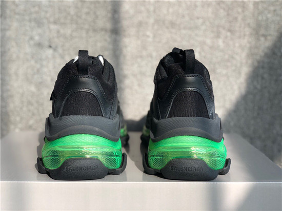 2019 Balenciaga Triple-S Sneaker 012