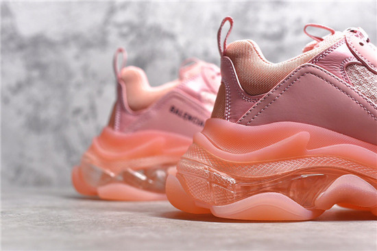 2019 Balenciaga Triple-S Sneaker 010