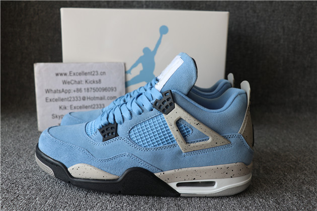 Nike Air Jordan 4 Retro UNC