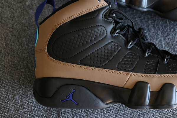 Nike Air Jordan 9 Retro Oliver