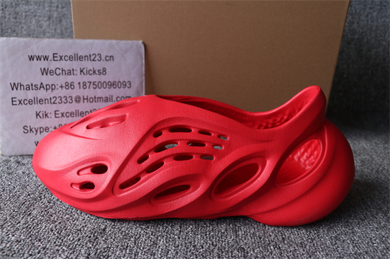 Adidas Yeezy Foam Runner Red GW3355