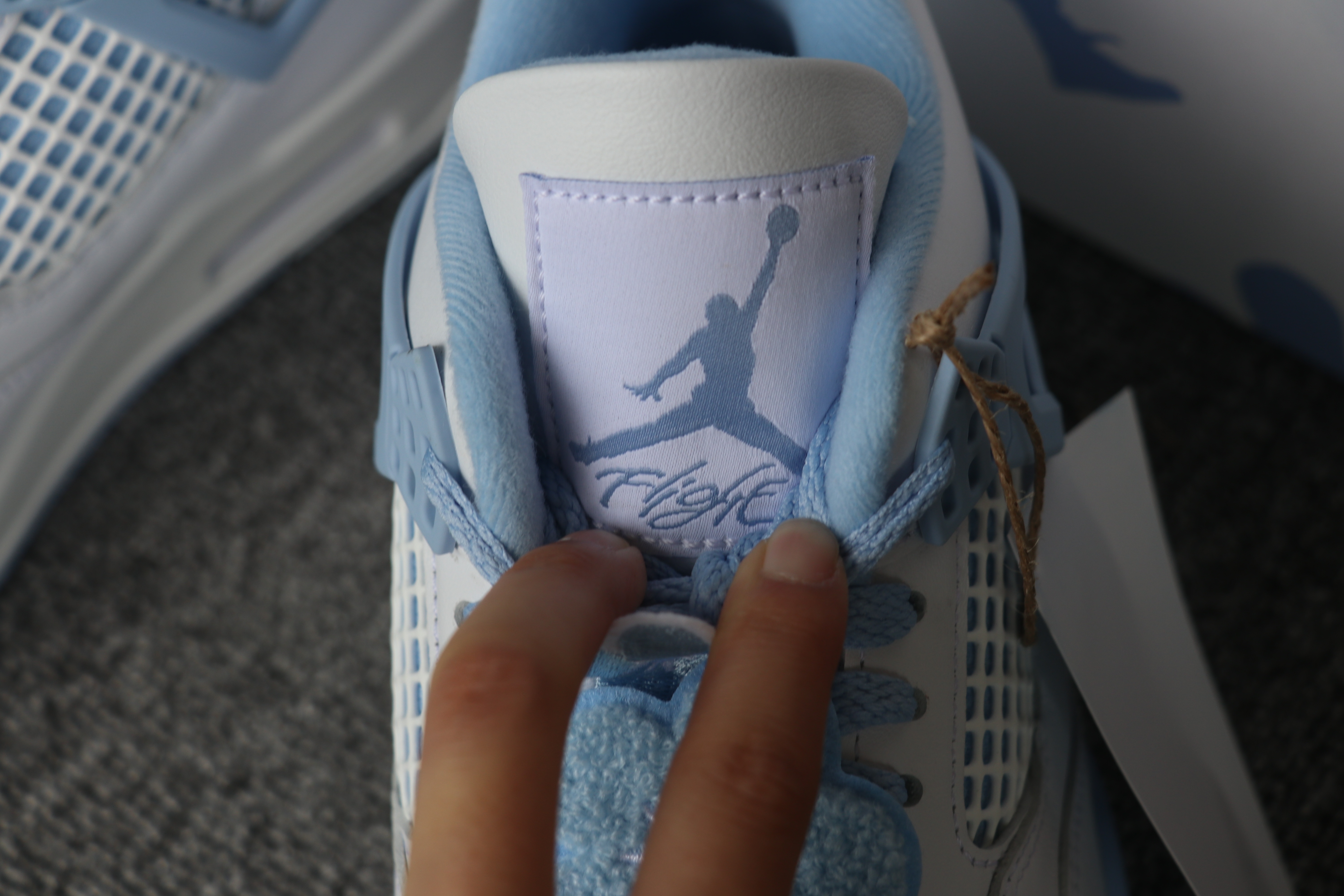 Nike Air Jordan 4 Forget Me Not