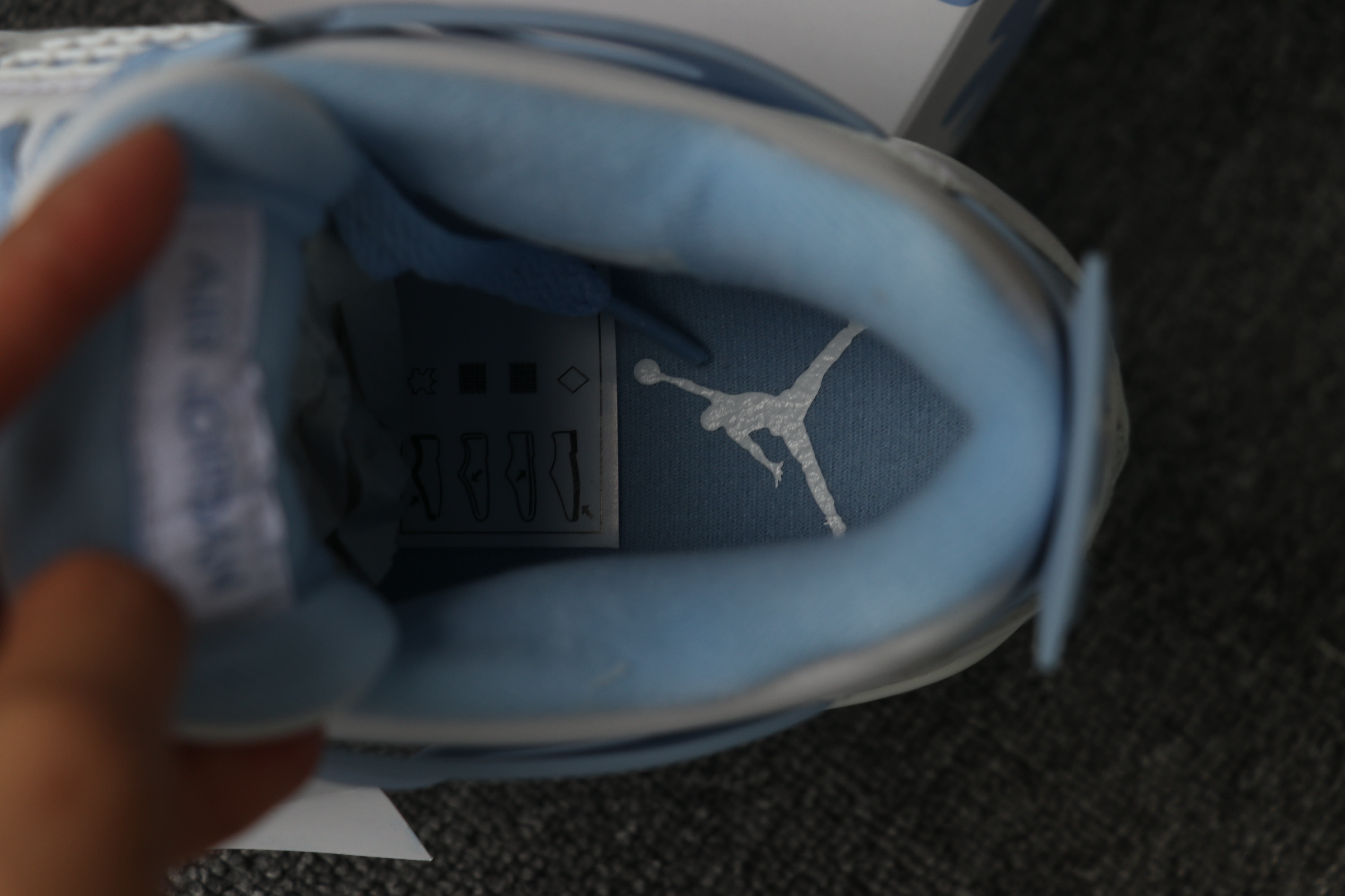 Nike Air Jordan 4 Forget Me Not