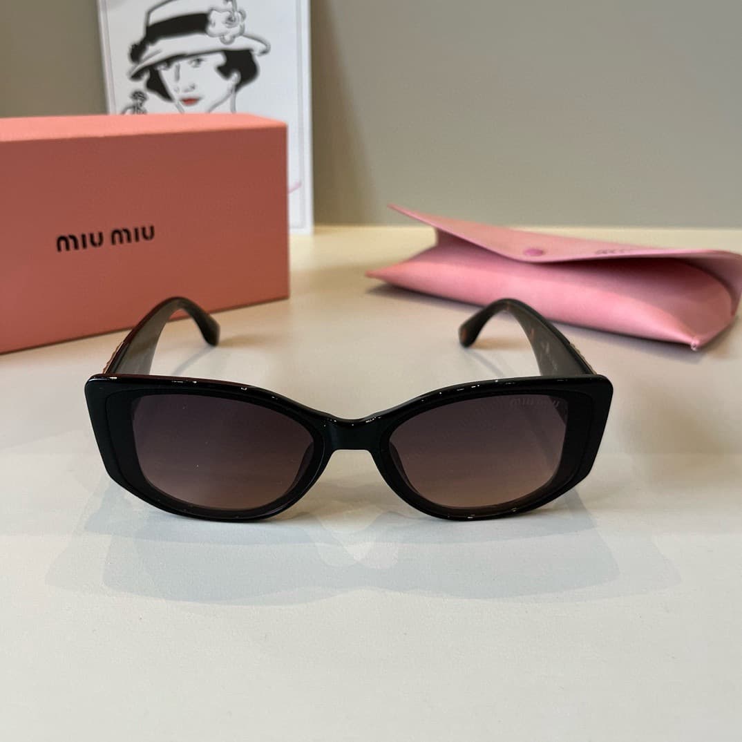 Miumiu Sunglasses