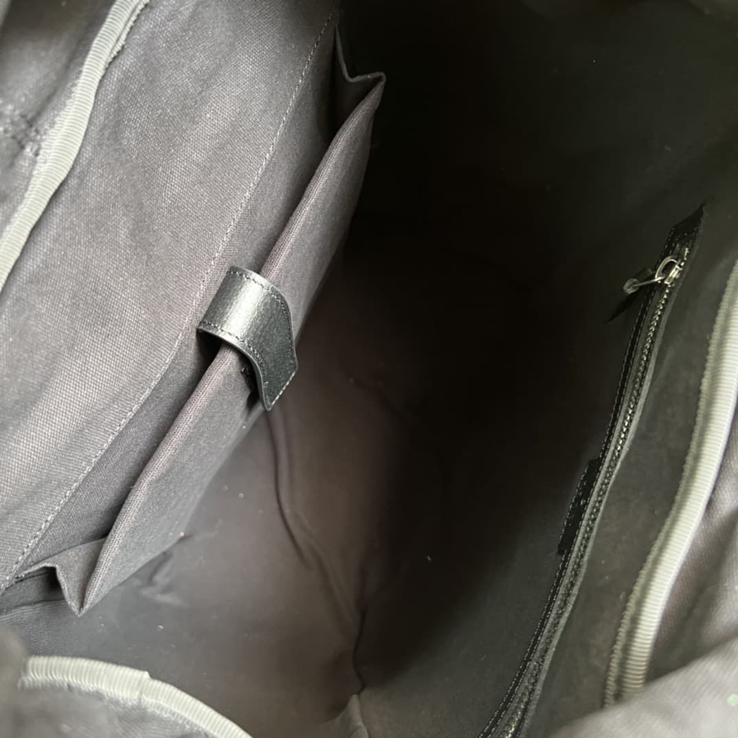 Gucci Backpack 696013(DM For Price）