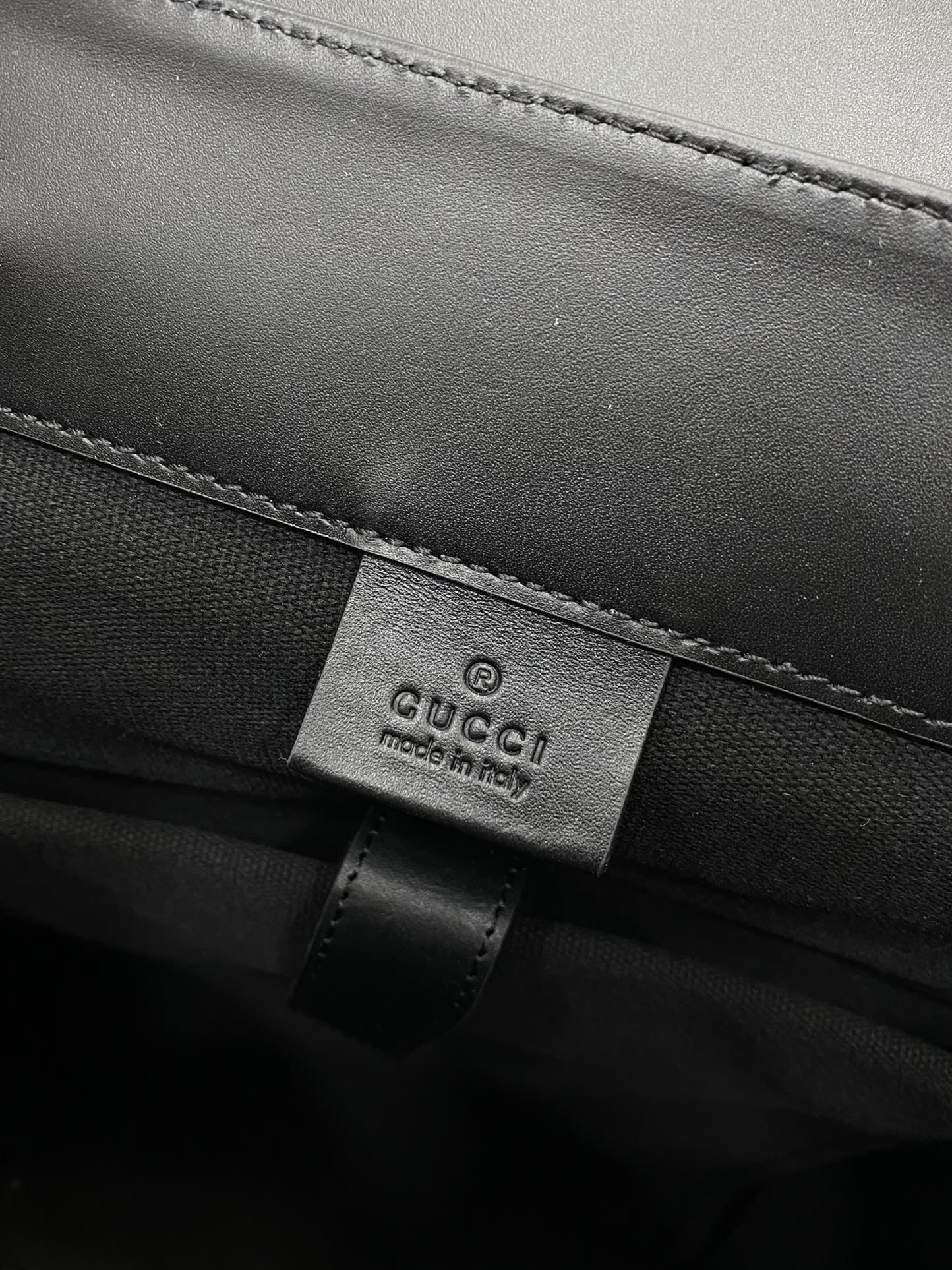 Gucci Backpack 495563 (DM For Price）