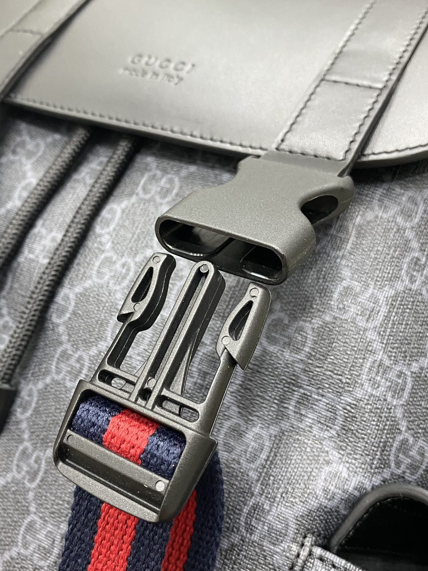 Gucci Backpack 495563 (DM For Price）