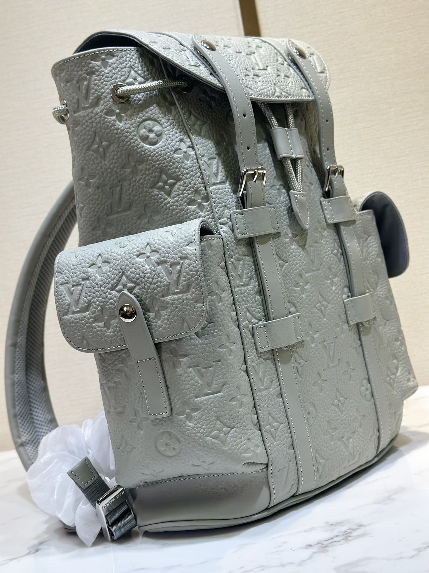 LV Backpack M23146(DM For Price）