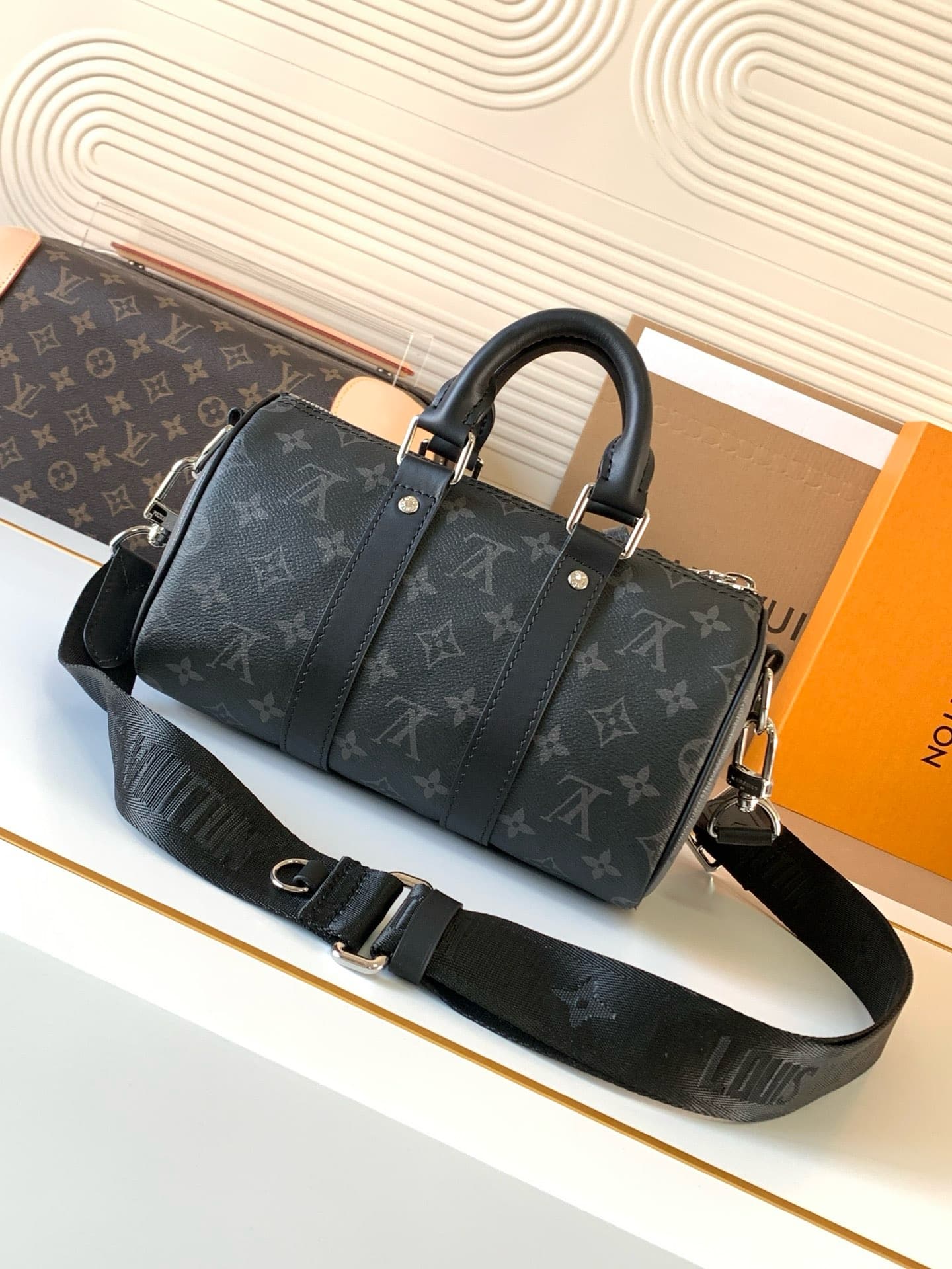 LV Bag Keepall 25 M46271