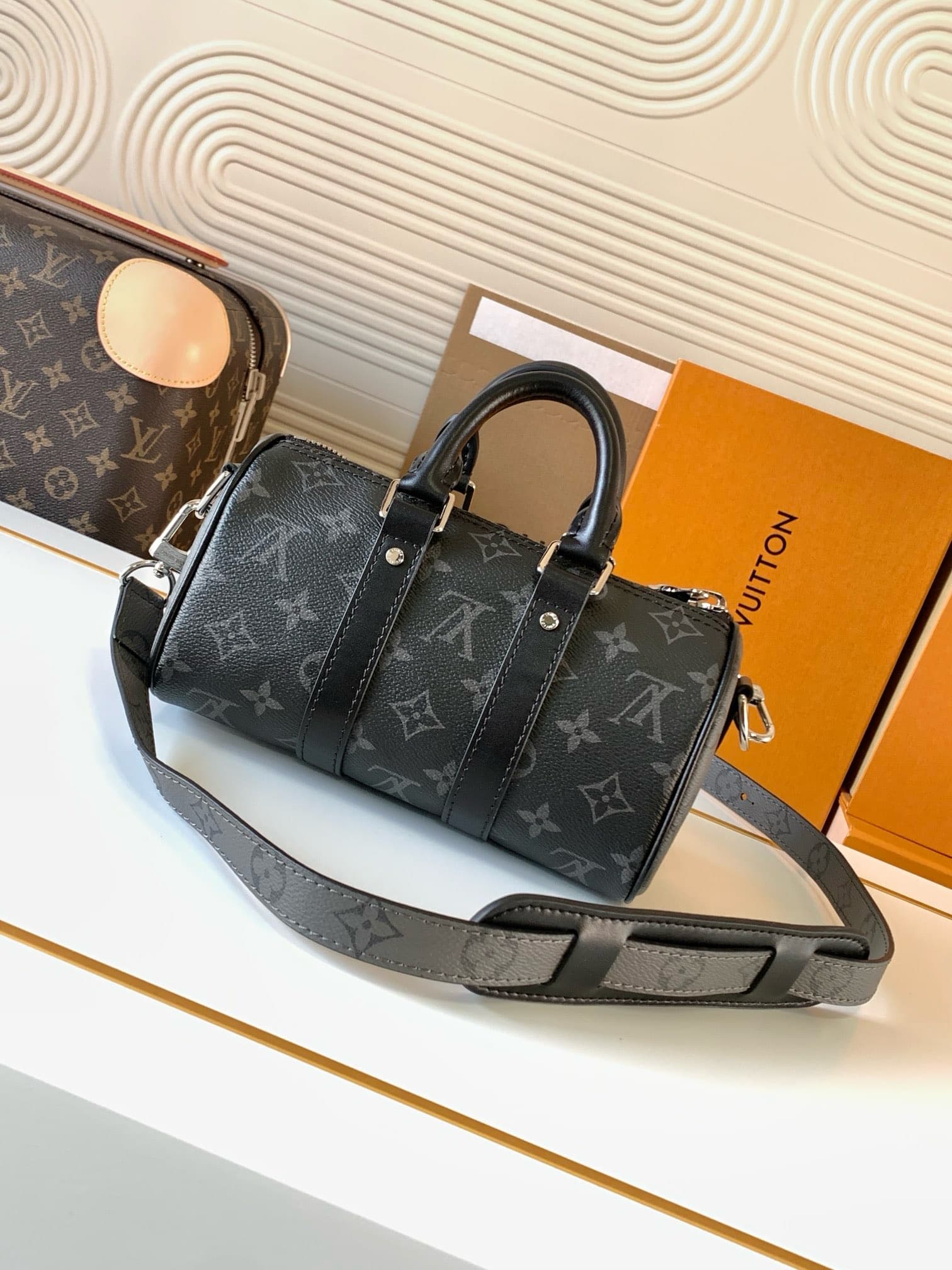LV Bag Keepall 25 M45947