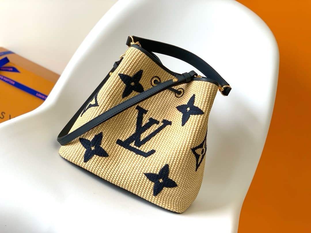LV Bag Neonoe  M57704