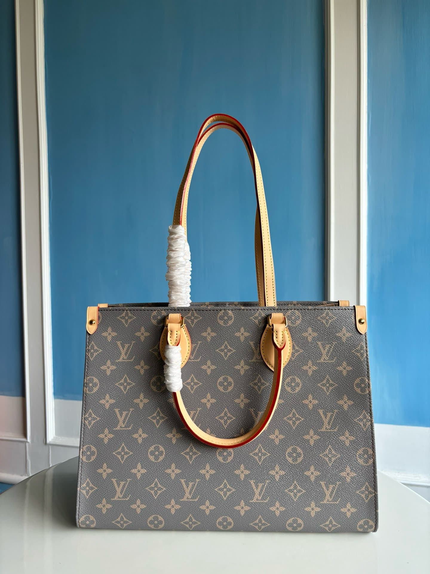 LV HandBag Onthego M12415