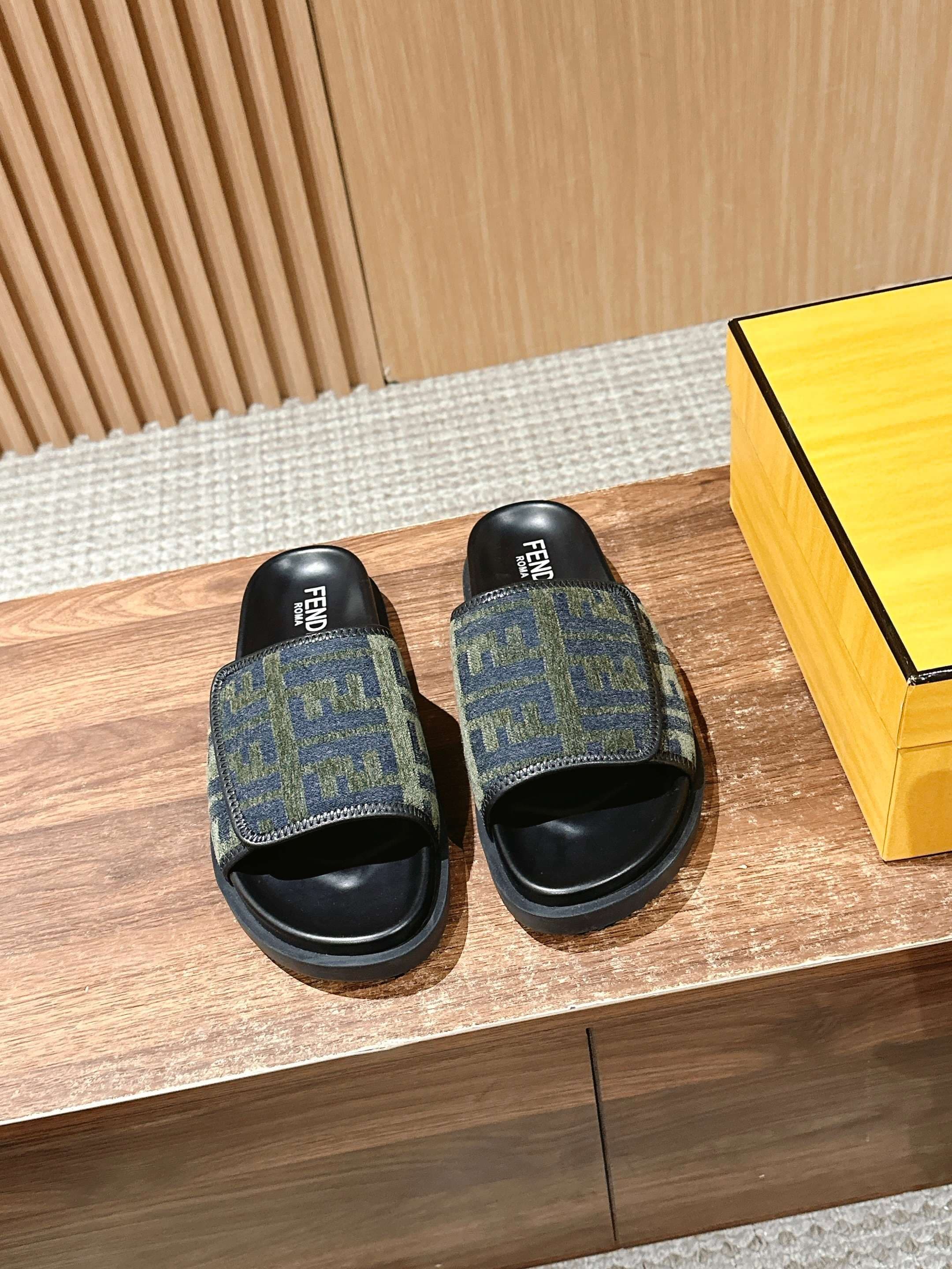 Fendi Couple Slippers