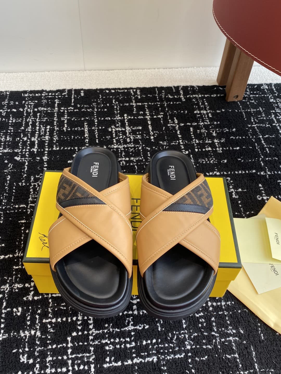 Fendi Man Slippers Heel High 3.0cm
