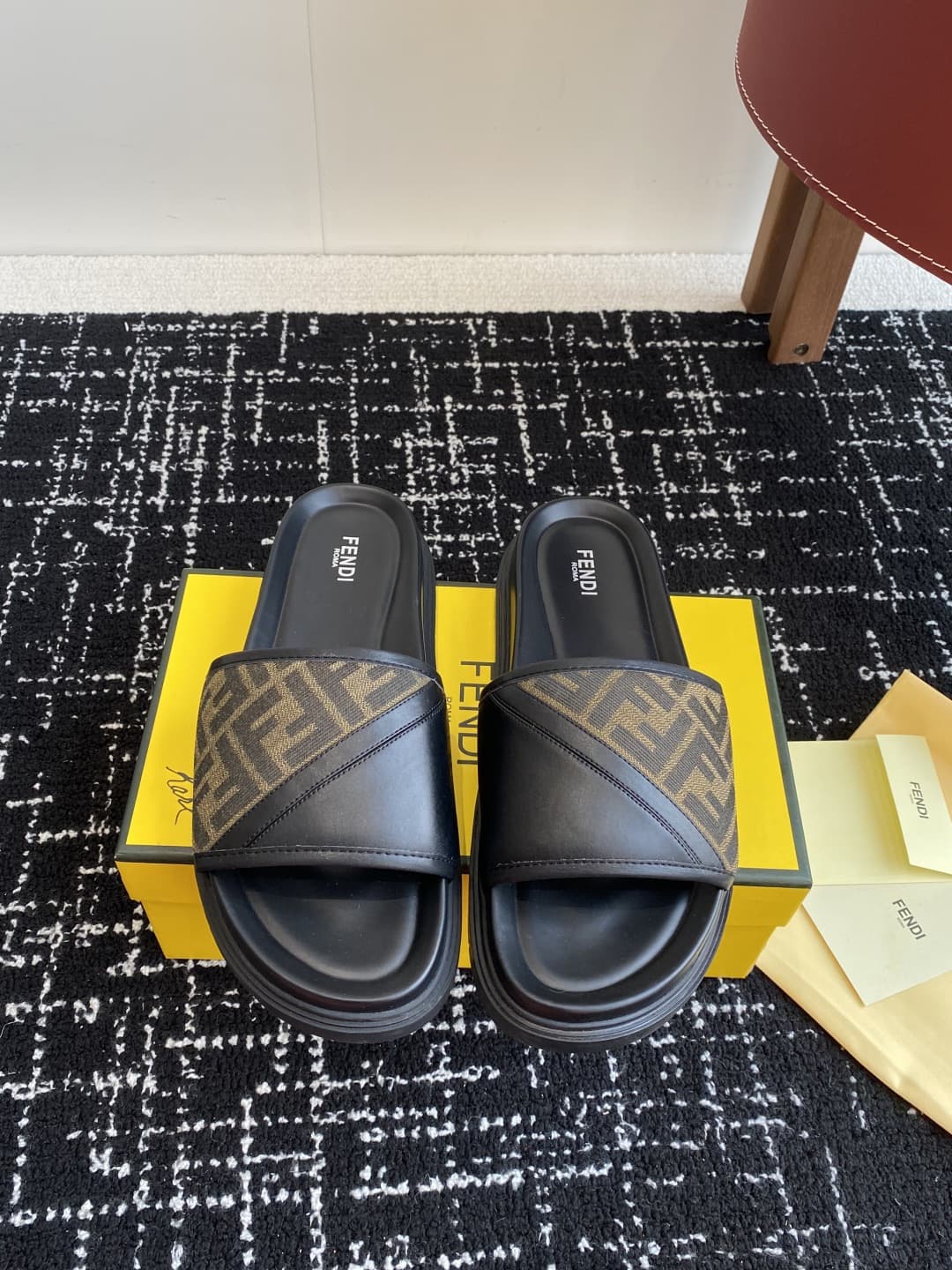 Fendi Man Slippers Heel High 3.0cm