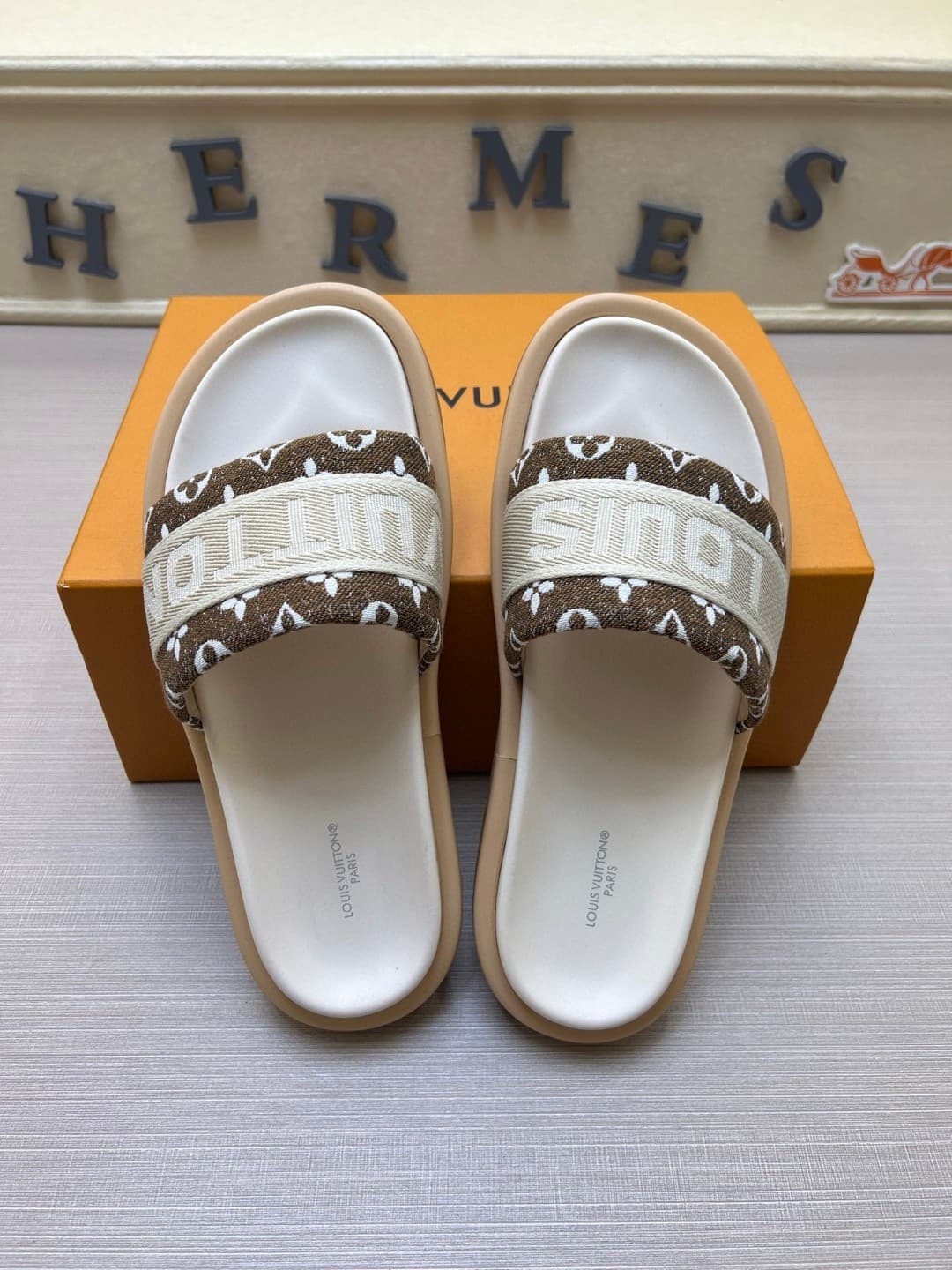 LV Couple Slipper