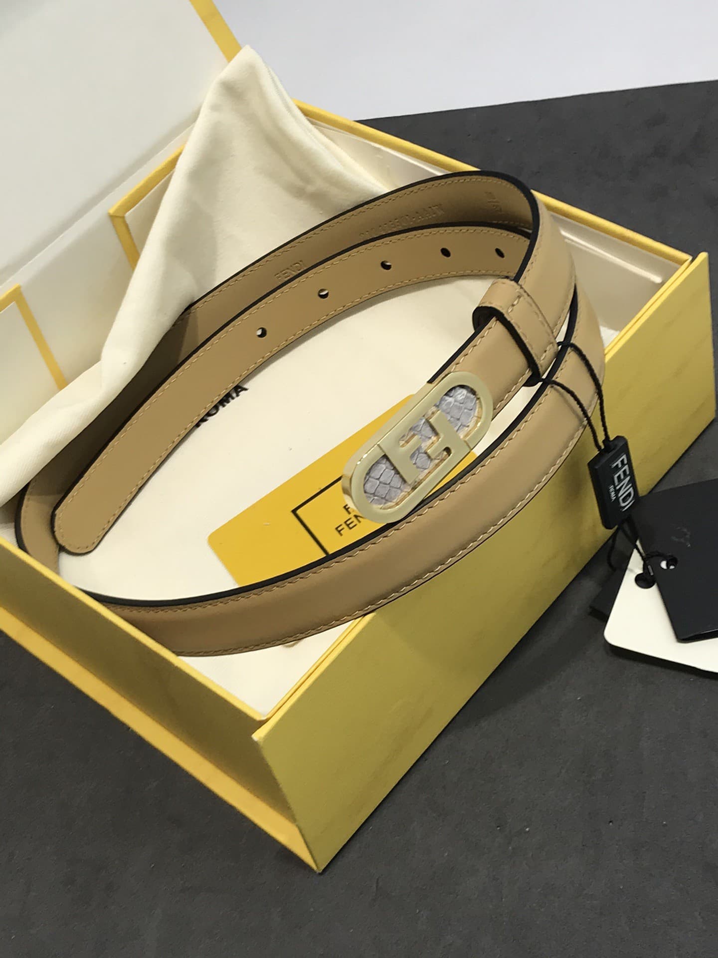 Fendi Woman 2.0cm Belt