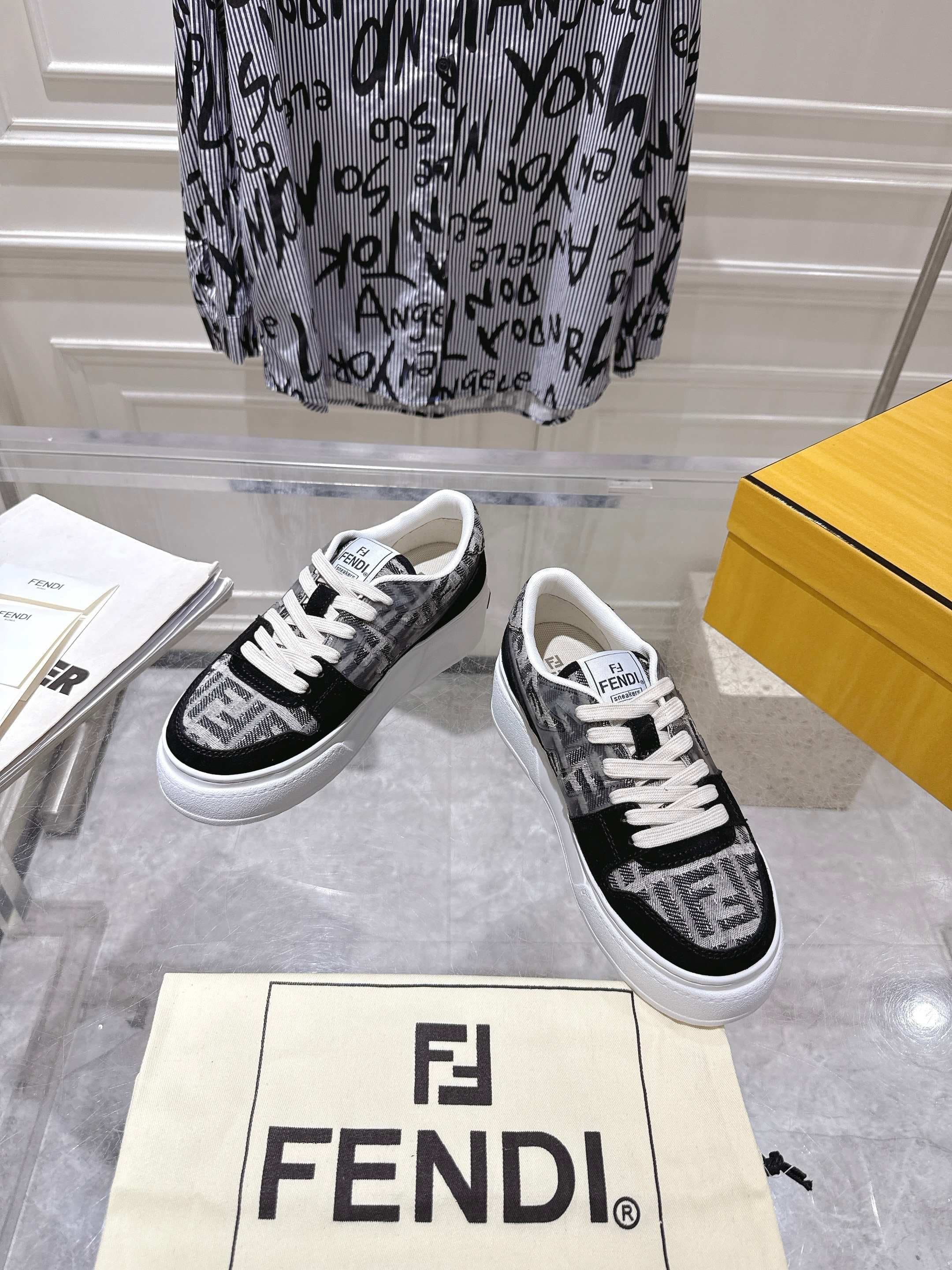 Fendi Woman Shoes
