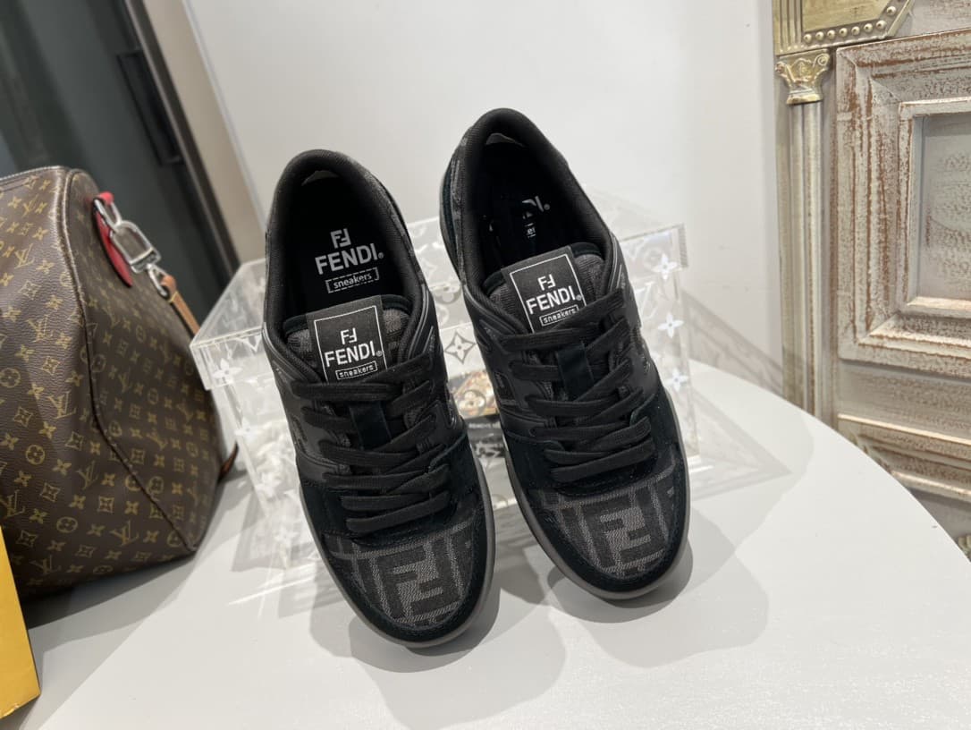 Fendi Couple Shoes