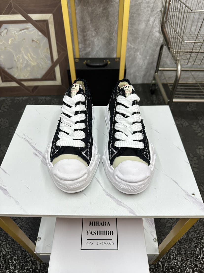 MMY Couple Shoes