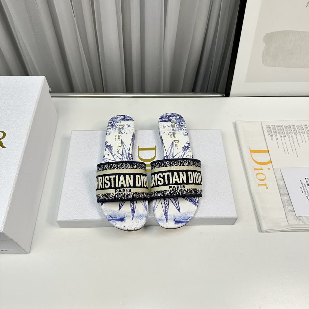 Dior Woman Slippers