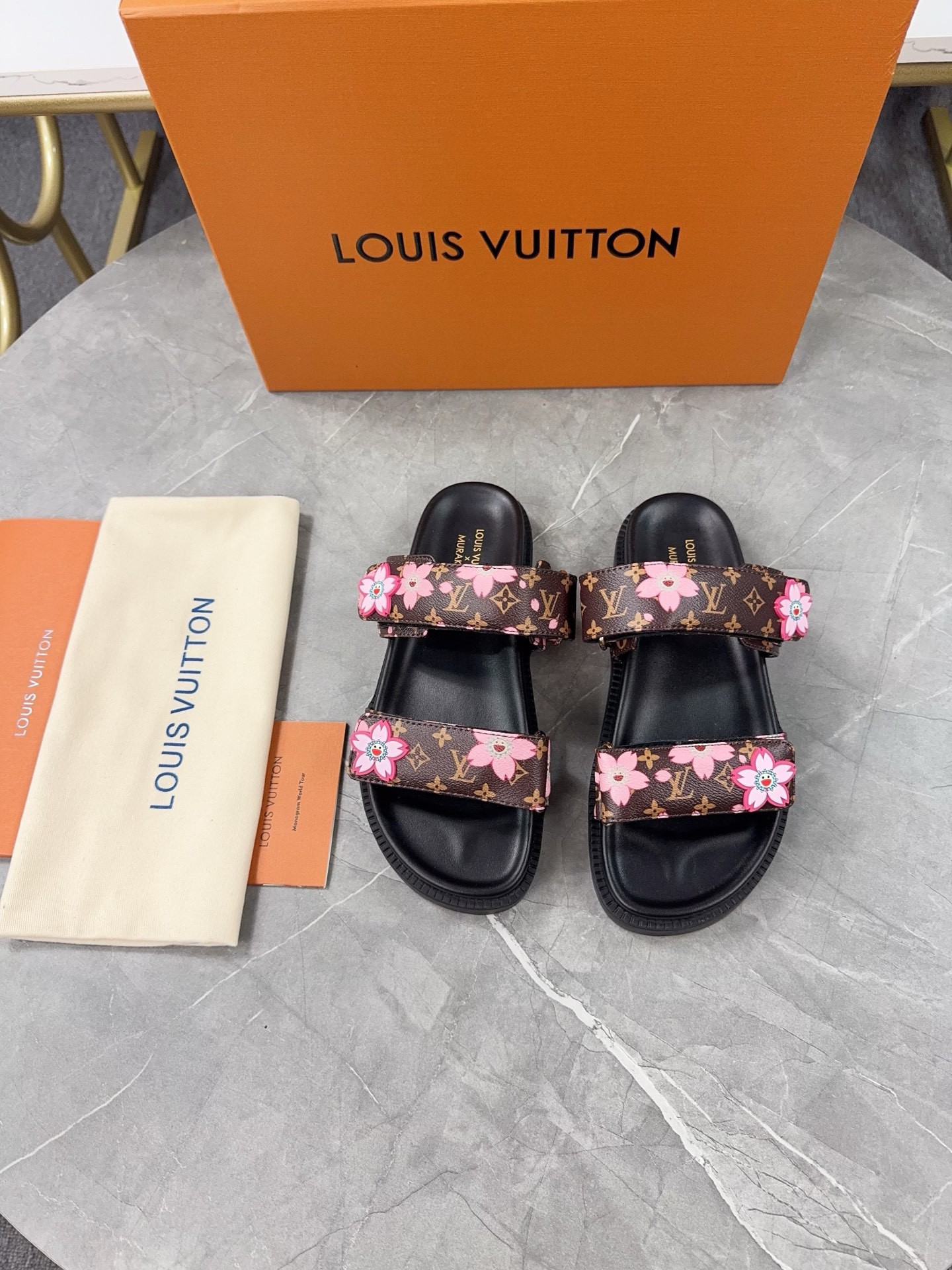 LV Couple Slipper