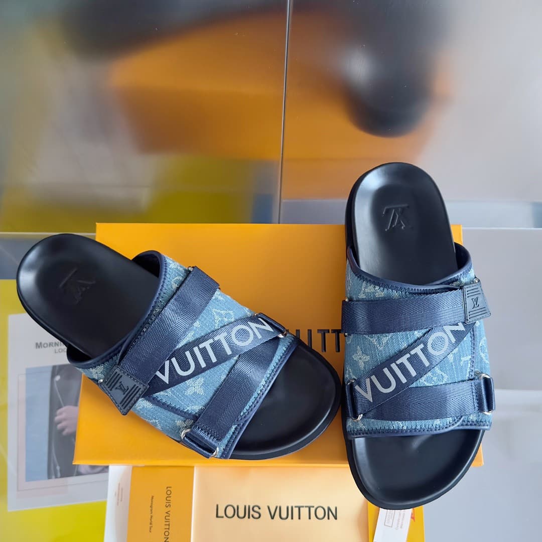 LV Man Slipper