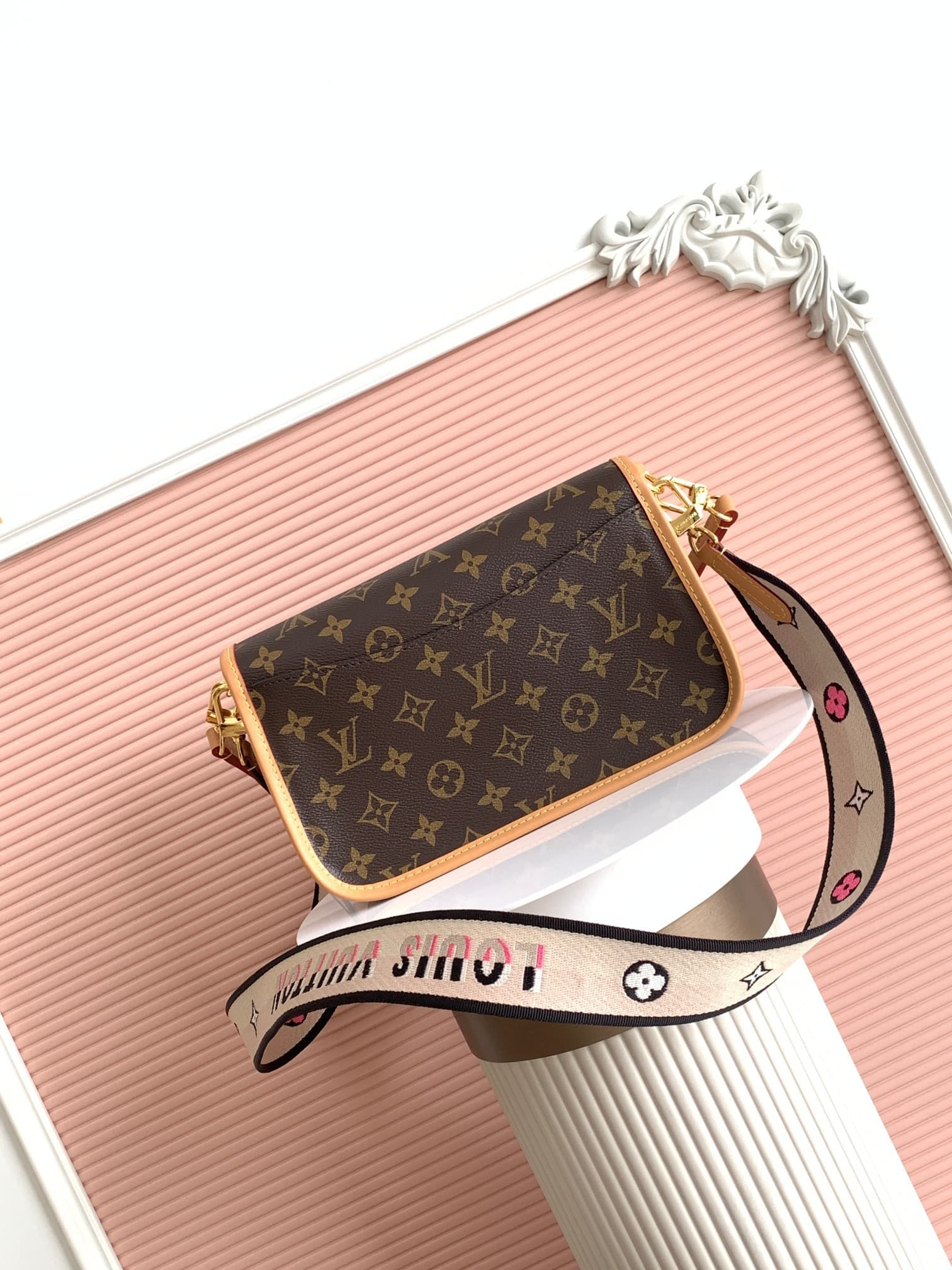 LV Bag M45985