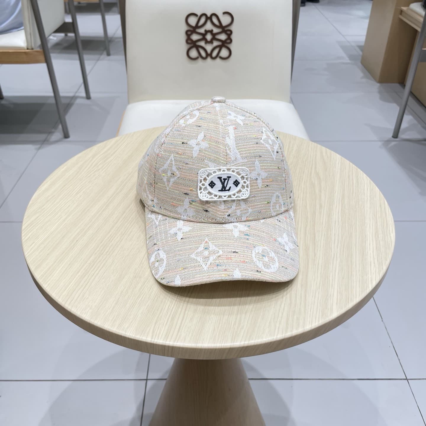 LV Cap