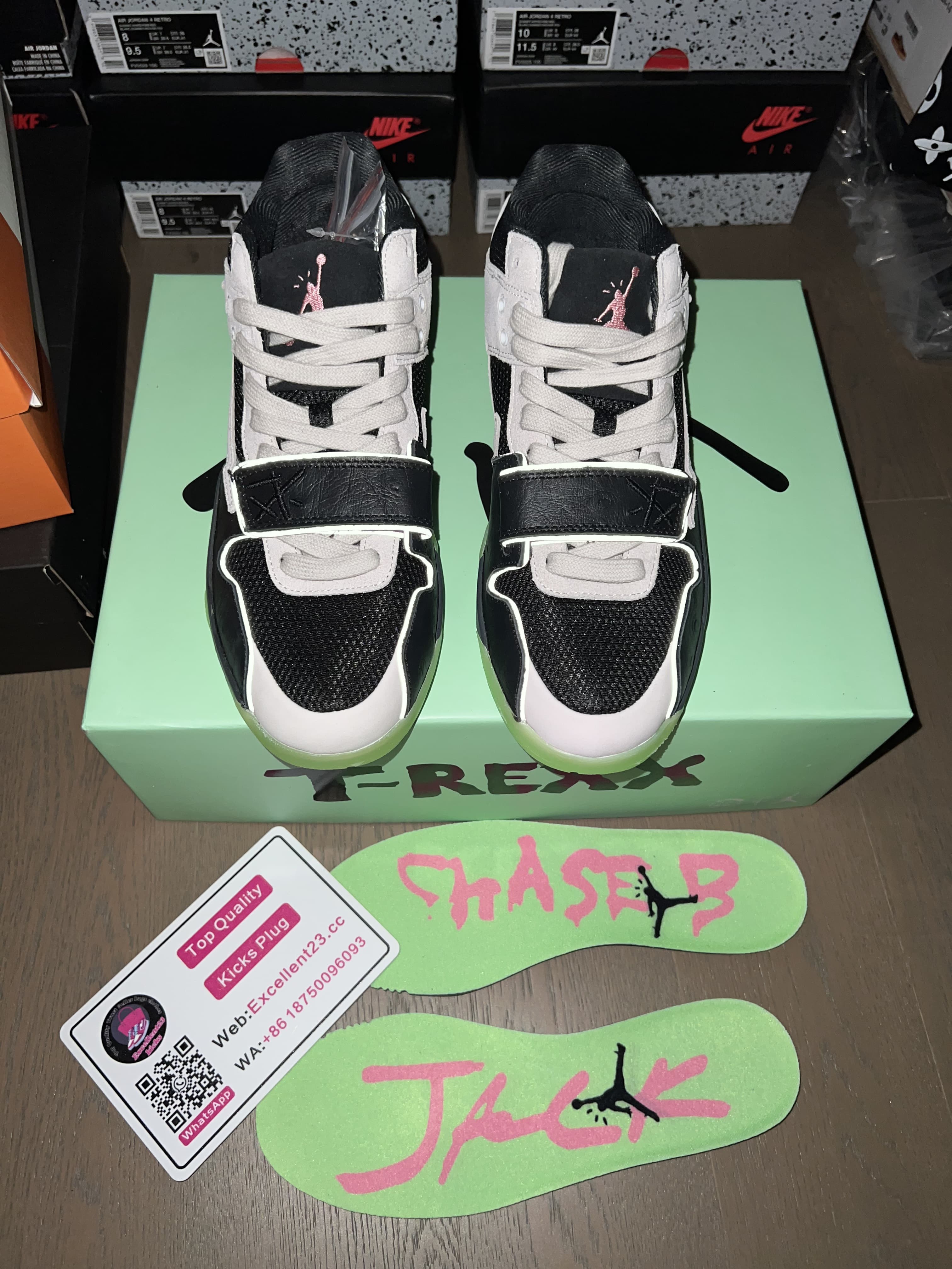 Travis Scott  x Jordan Jumpman