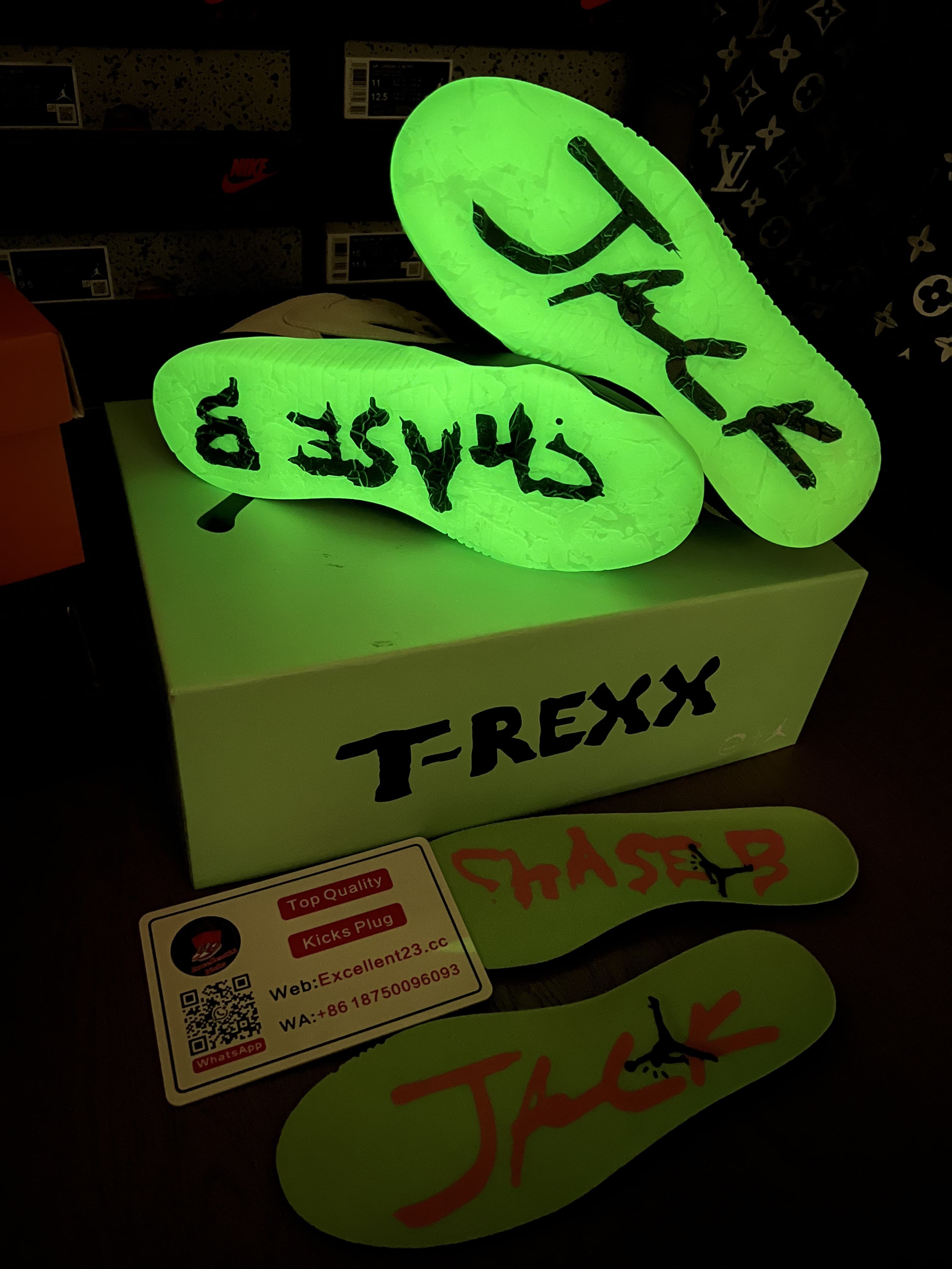 Travis Scott  x Jordan Jumpman