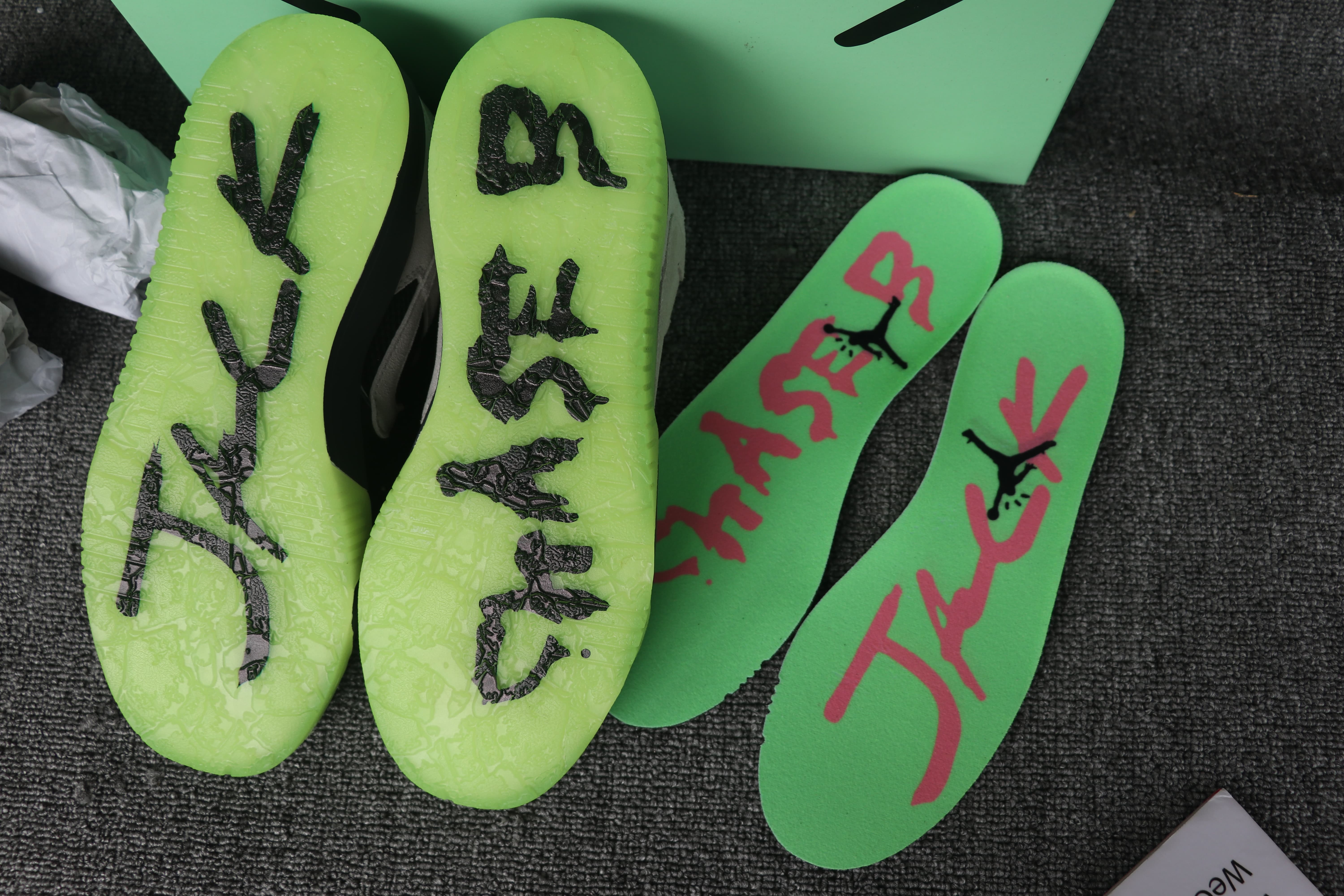 Travis Scott  x Jordan Jumpman