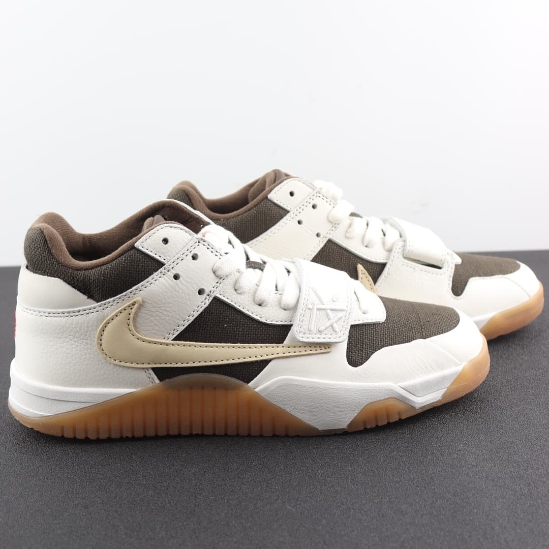 Travis Scott  x Jordan Jumpman