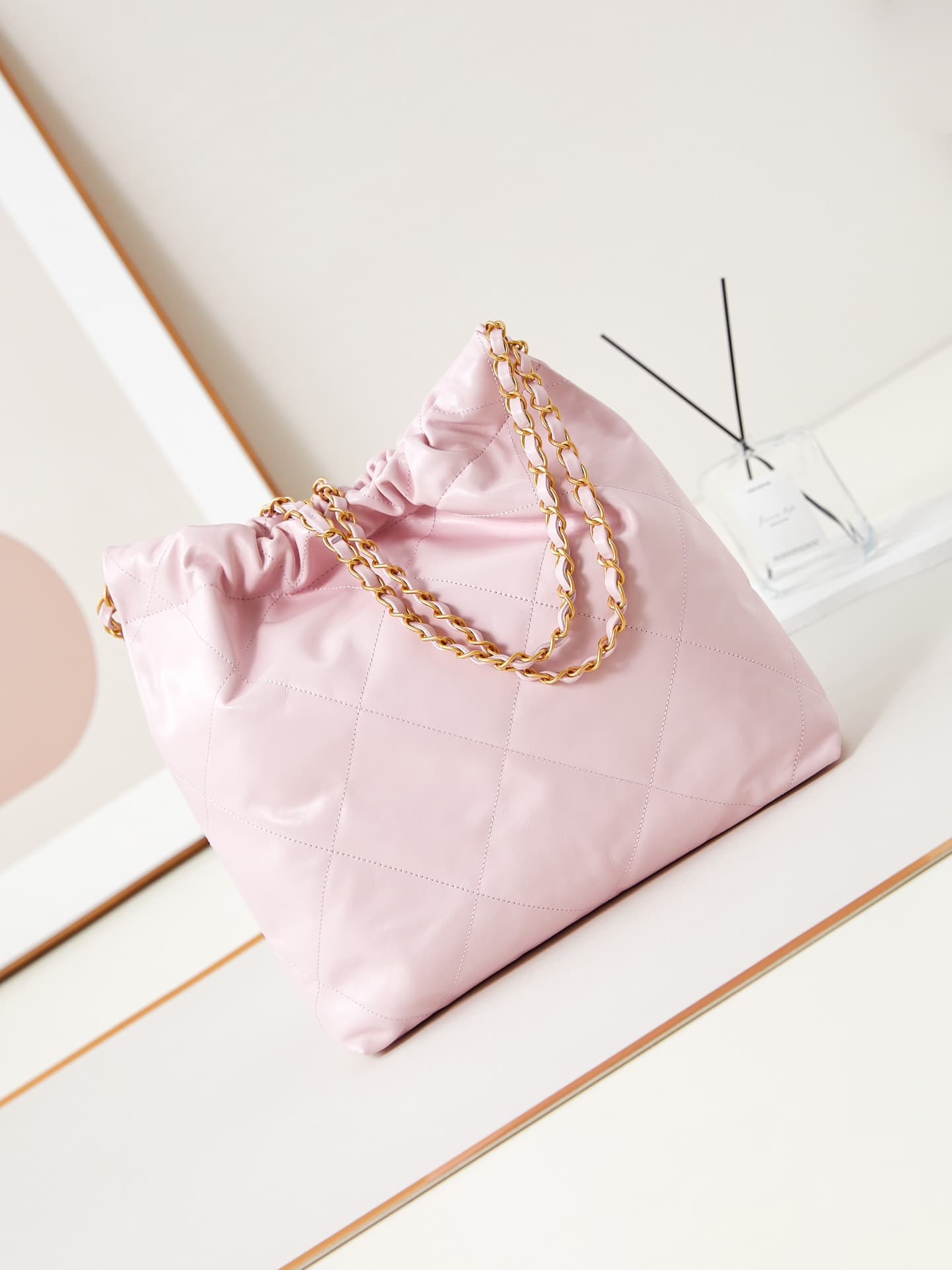 Chanel 22 Bag AS3260