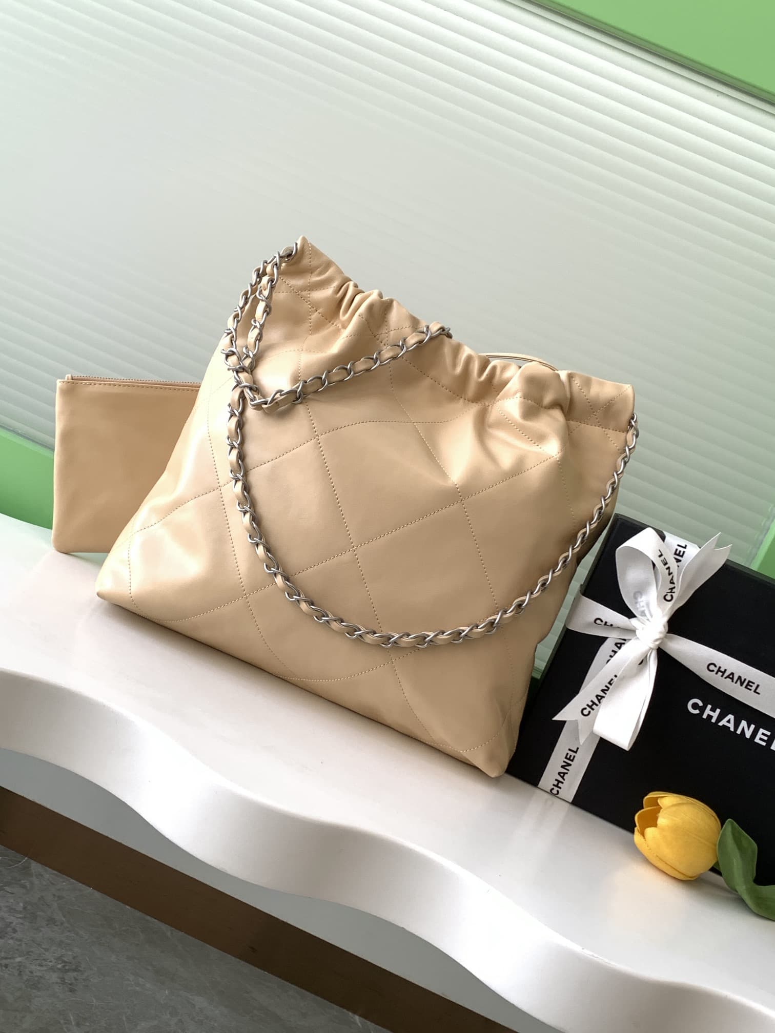 Chanel 22 Bag AS3260