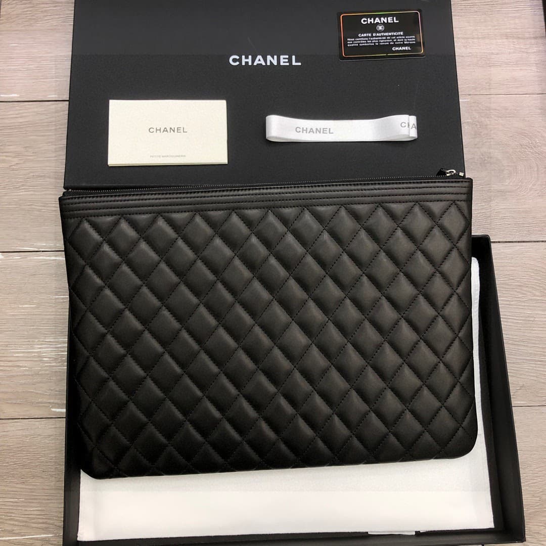 Chanel Leboy 9847