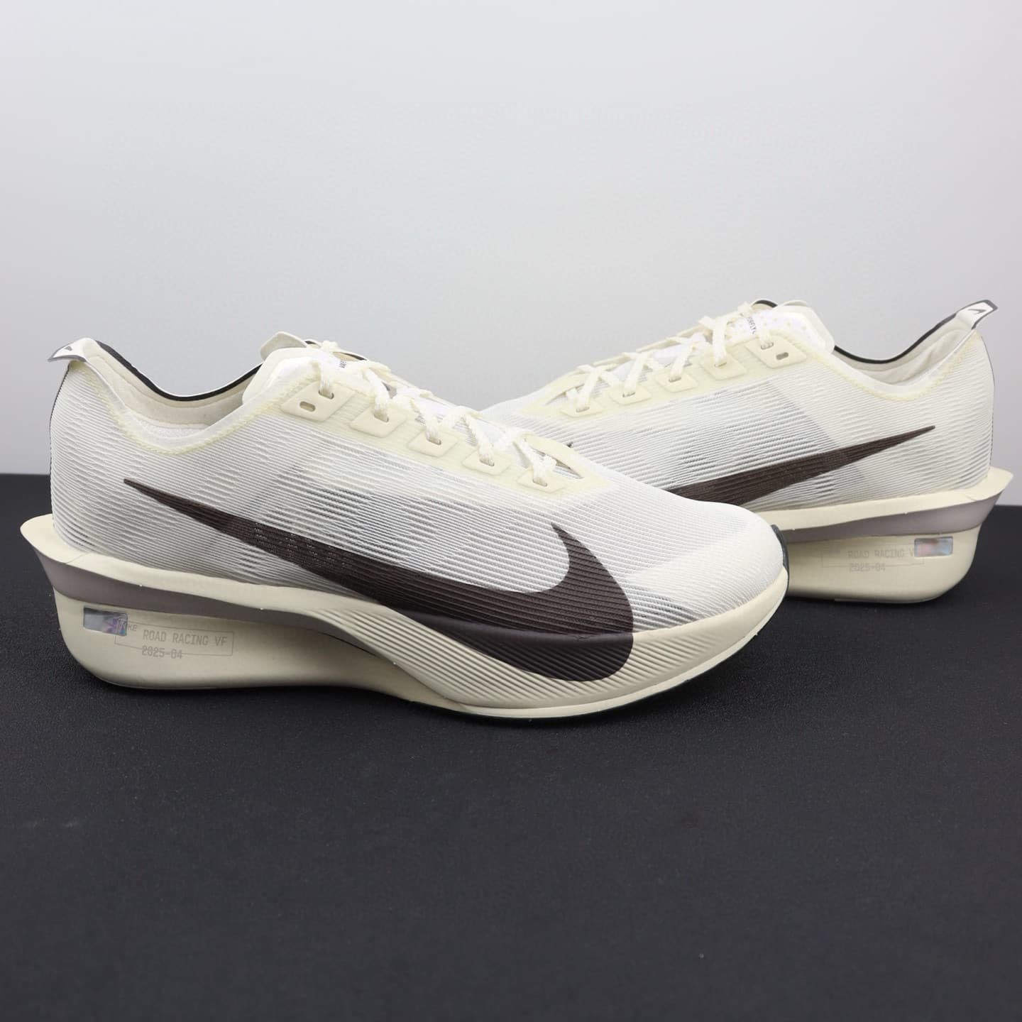 Nike  Zoomx Vaporfly Next% 4