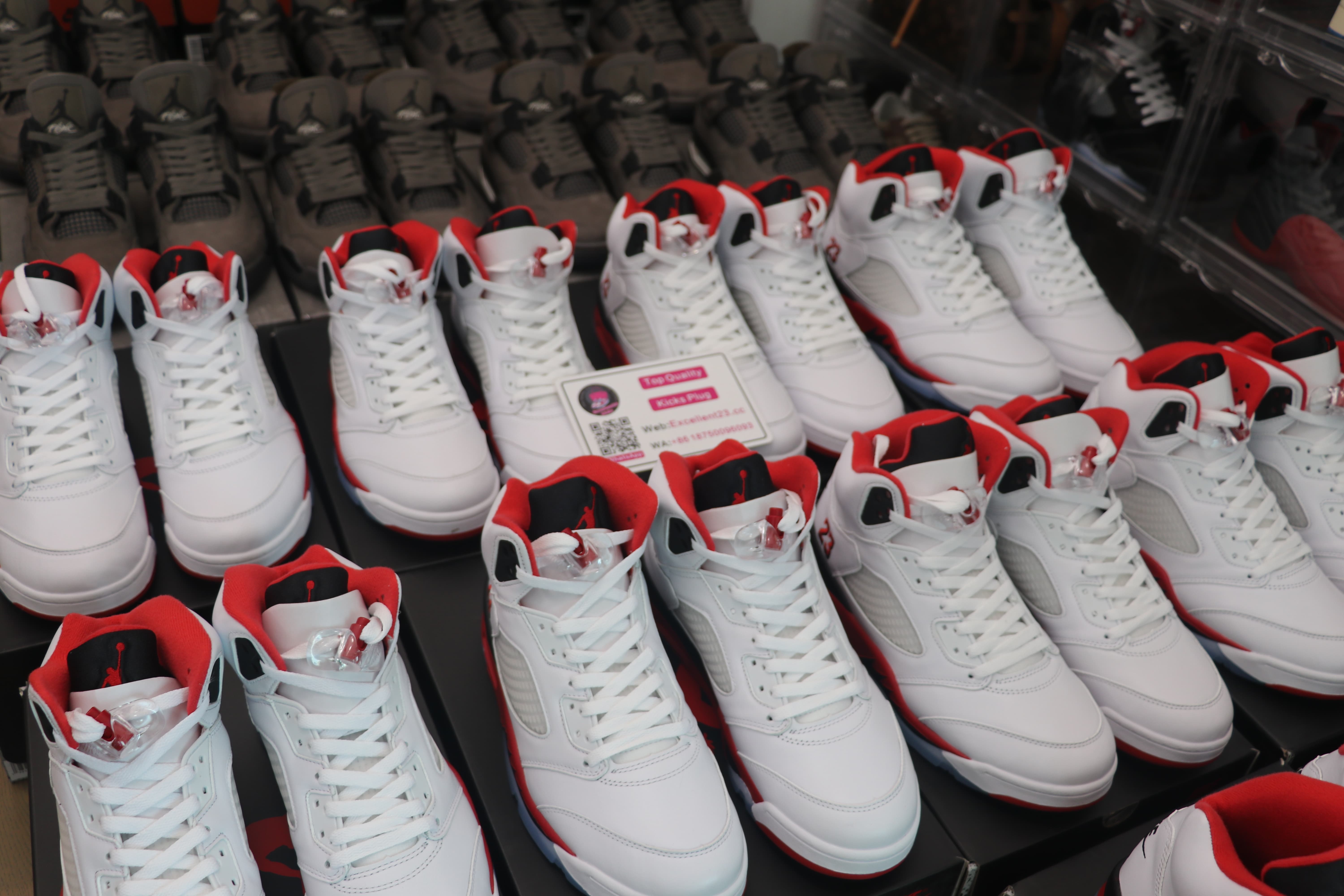 Nike Air Jordan 5 Fire Red