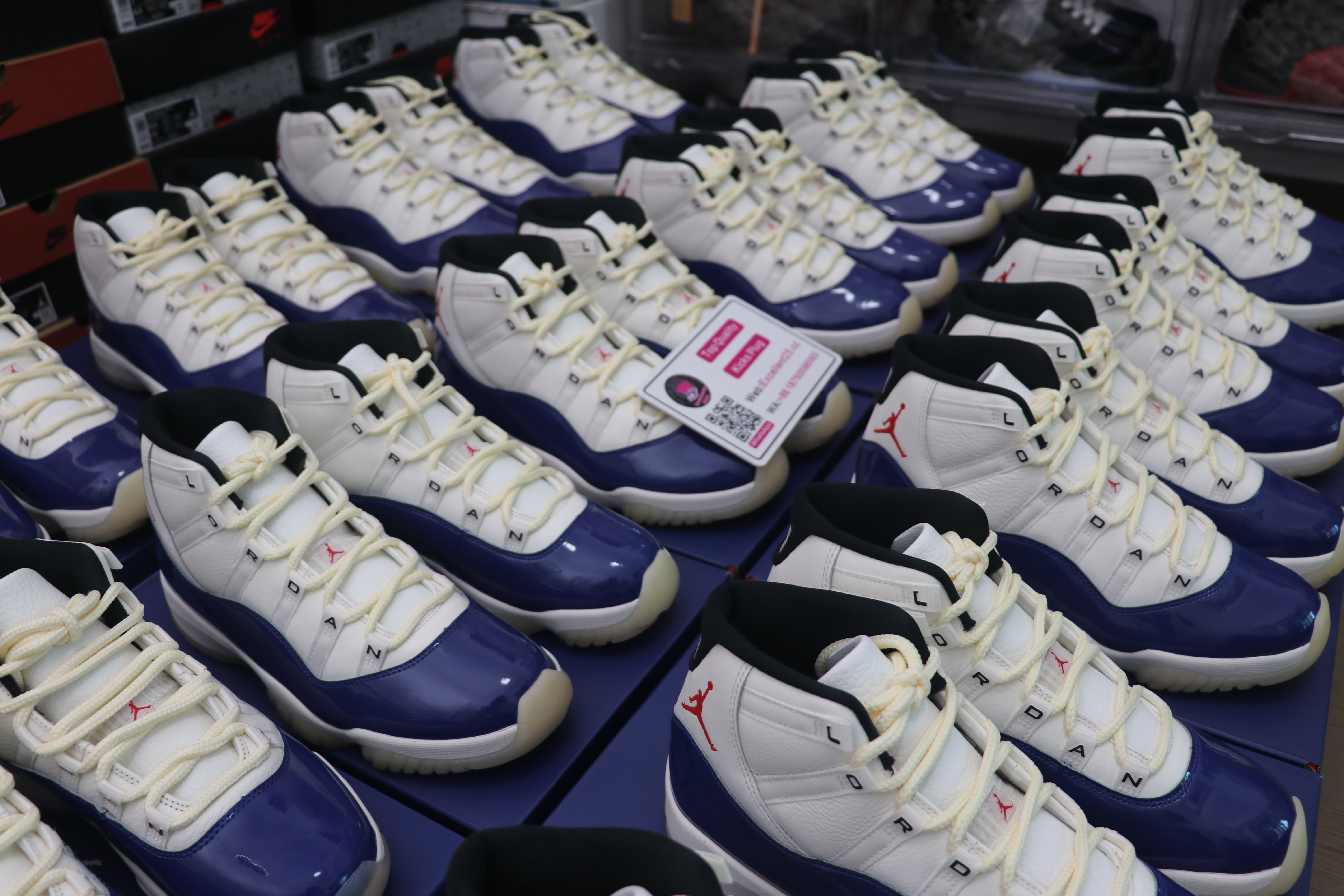 Nike Air Jordan 11 Rare Air